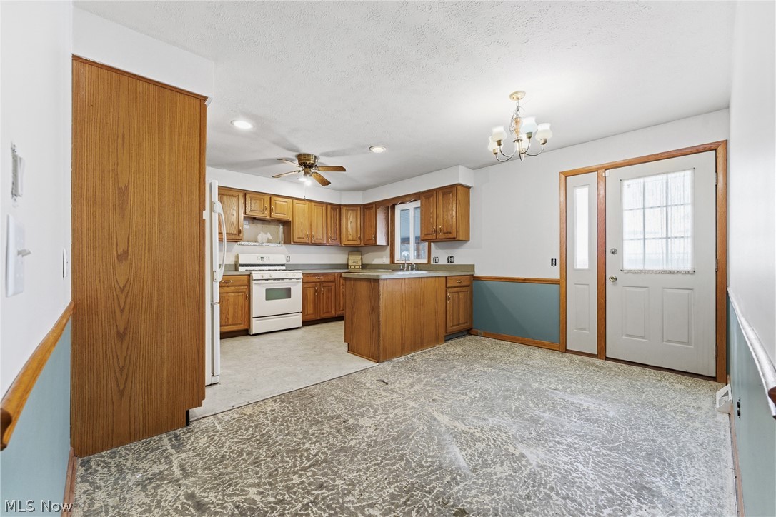 337 33rd Street SW Canton OH 44706