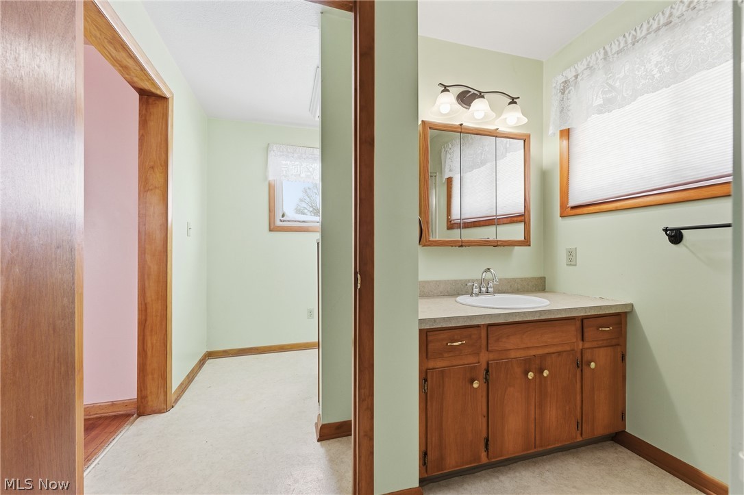 337 33rd Street SW Canton OH 44706