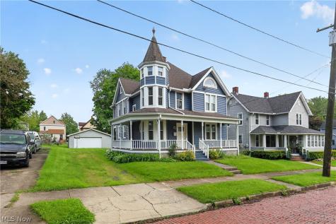 19 S Butler Avenue Niles OH 44446