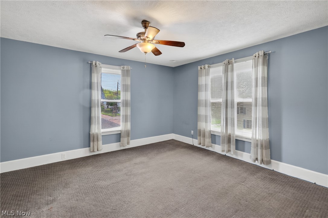 19 S Butler Avenue Niles OH 44446