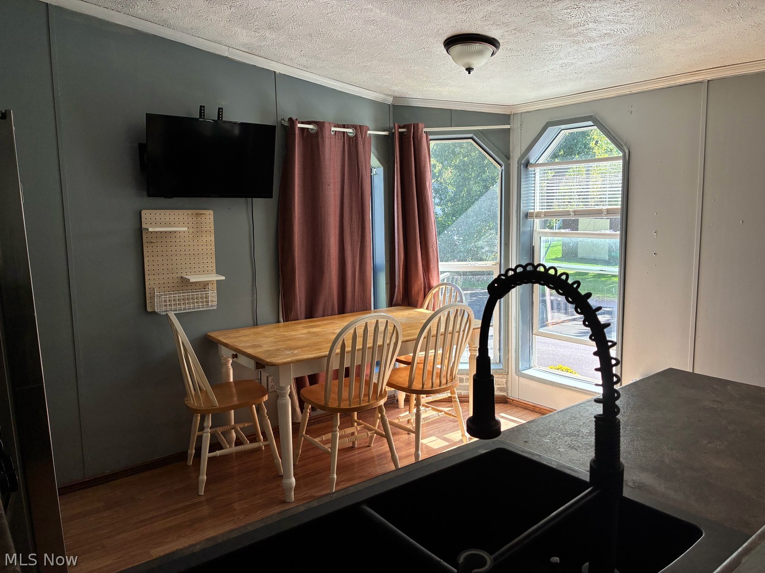 6835 Richmond Road Solon OH 44139