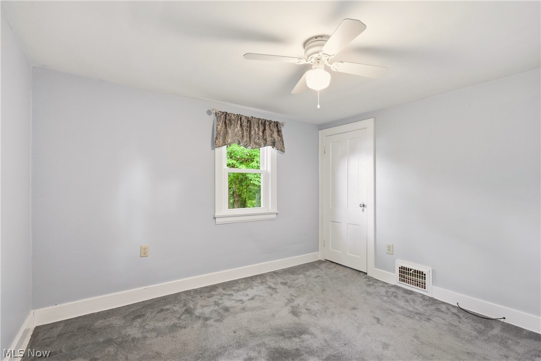 256 Uhl Drive Akron OH 44319