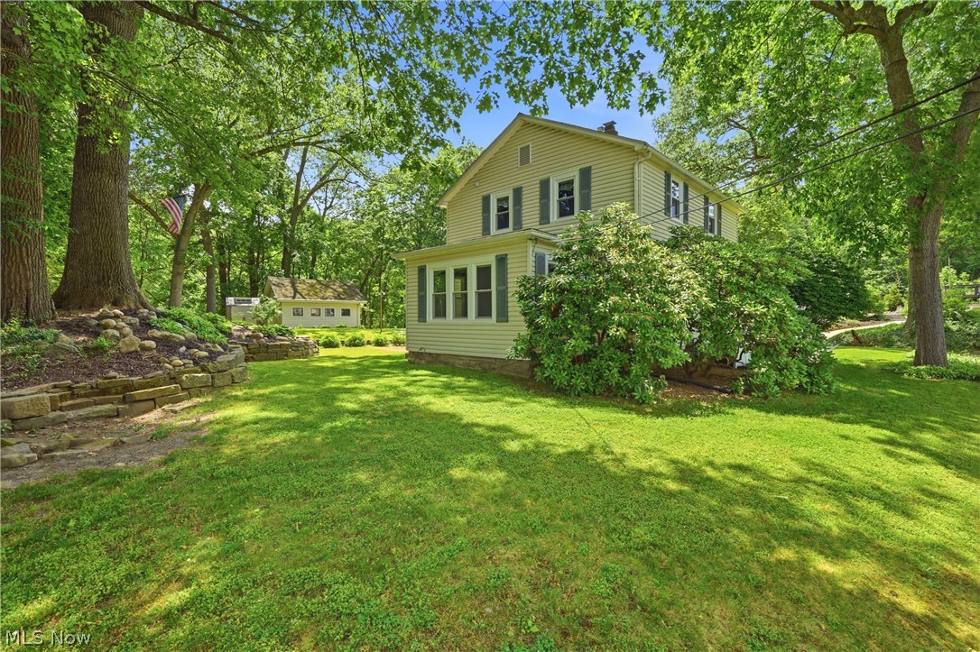 256 Uhl Drive Akron OH 44319