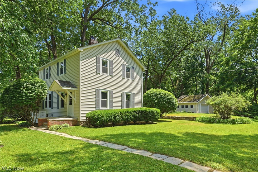 256 Uhl Drive Akron OH 44319