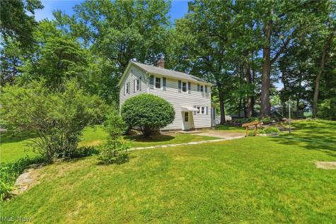 256 Uhl Drive Akron OH 44319