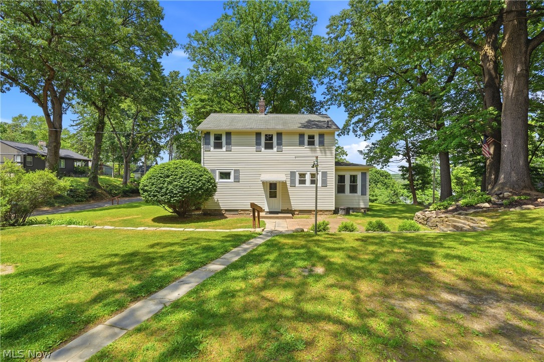 256 Uhl Drive Akron OH 44319