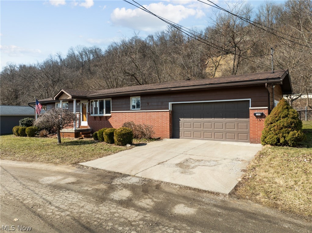 262 Quincy Lane Tiltonsville OH 43963