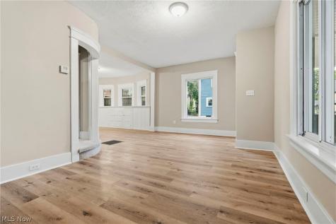 50 Belvidere Way Akron OH 44302