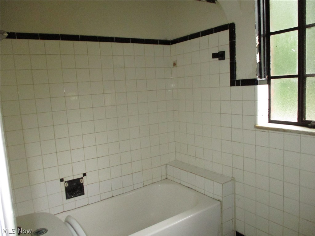 3499 Randolph Road Cleveland Heights OH 44121