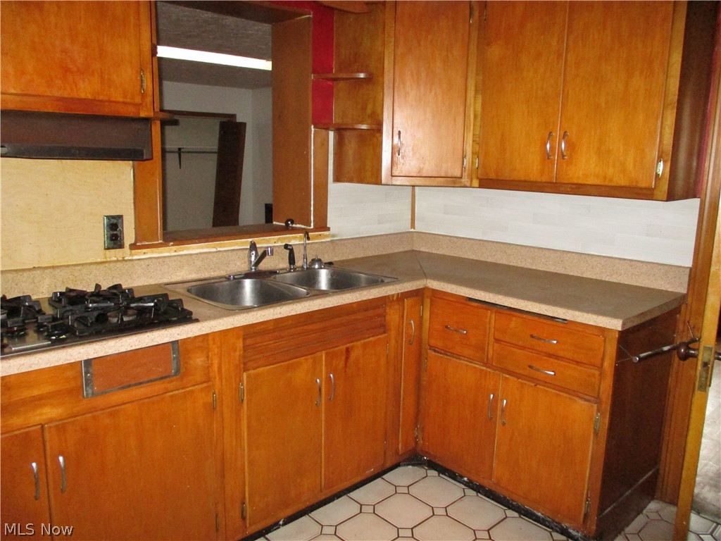 3499 Randolph Road Cleveland Heights OH 44121