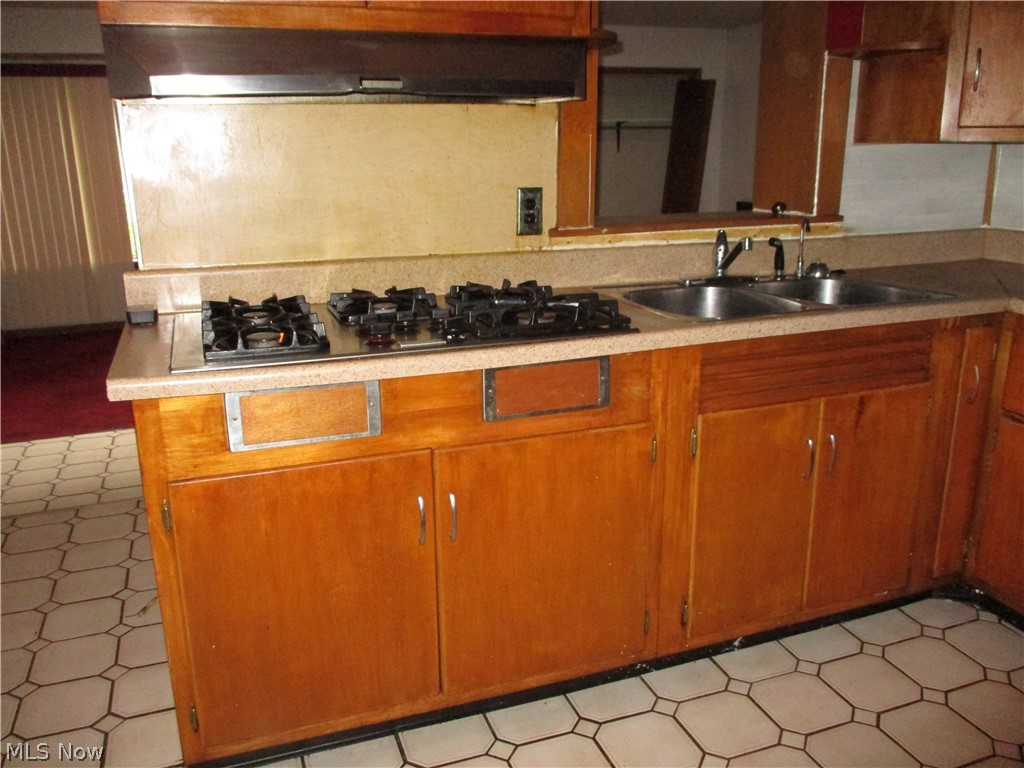 3499 Randolph Road Cleveland Heights OH 44121