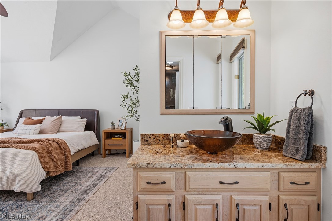 18976 Thorpe Road Chagrin Falls OH 44023
