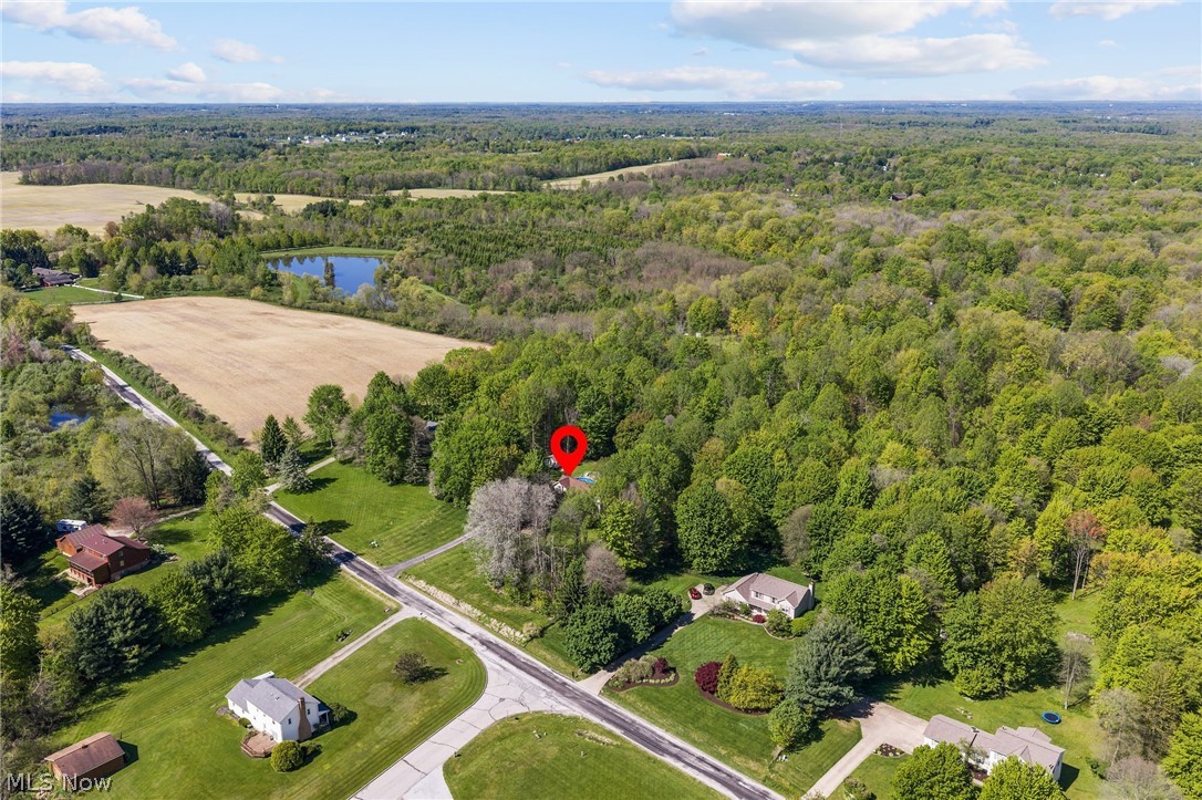 18976 Thorpe Road Chagrin Falls OH 44023