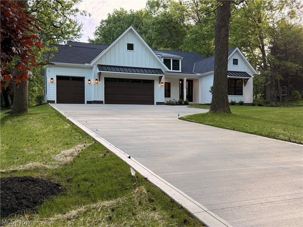 23425 Bryden Road Shaker Heights OH 44122