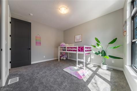 23425 Bryden Road Shaker Heights OH 44122