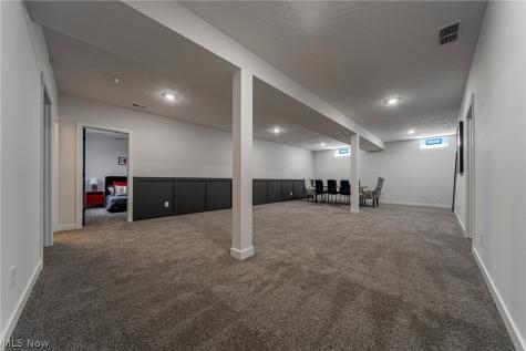 23425 Bryden Road Shaker Heights OH 44122