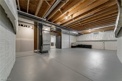23425 Bryden Road Shaker Heights OH 44122