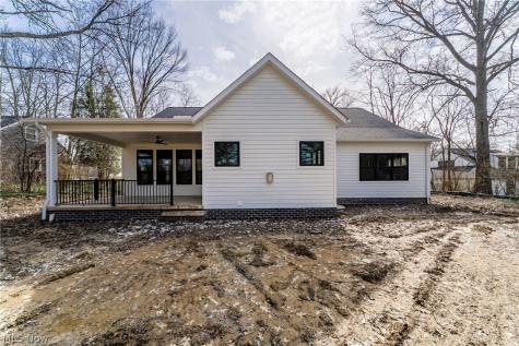 23425 Bryden Road Shaker Heights OH 44122