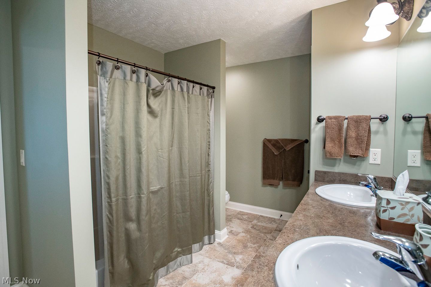 33372 Augusta Way Avon OH 44011