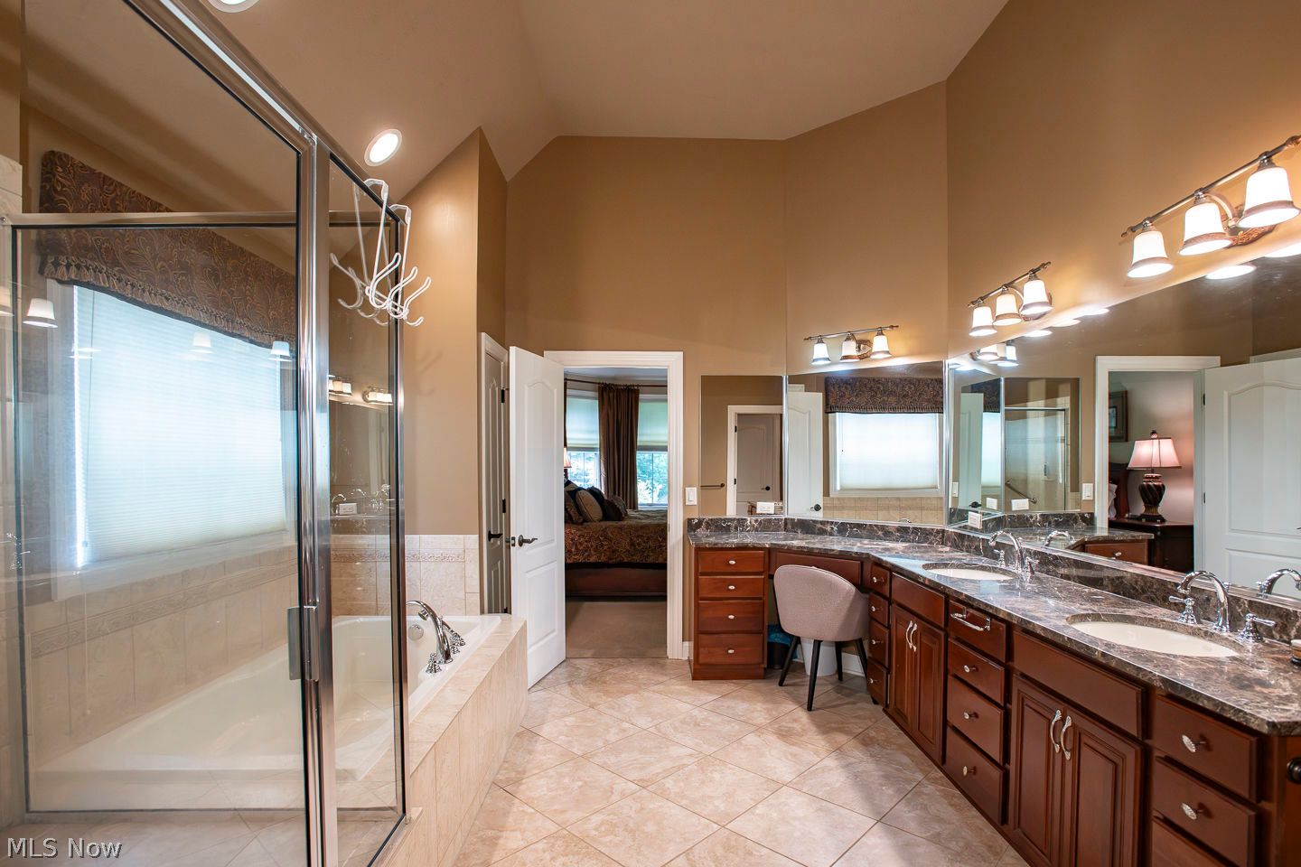 33372 Augusta Way Avon OH 44011