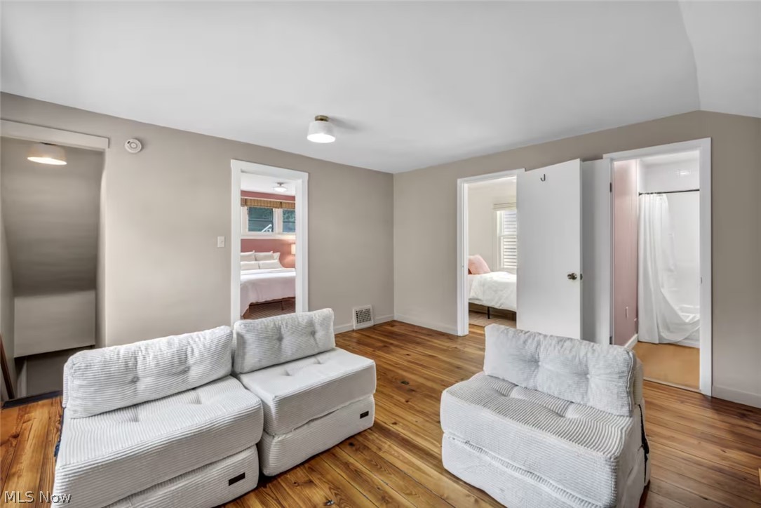 3297 W 131st Street Cleveland OH 44111