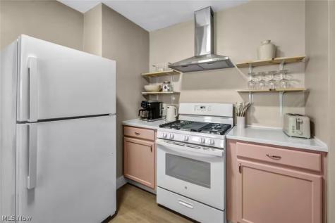 3297 W 131st Street Cleveland OH 44111