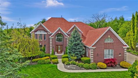 19322 Araglin Court Strongsville OH 44149