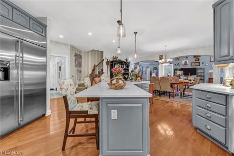 19322 Araglin Court Strongsville OH 44149