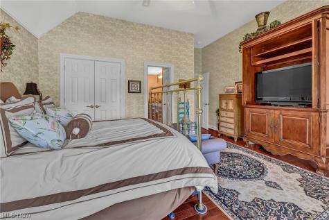 19322 Araglin Court Strongsville OH 44149