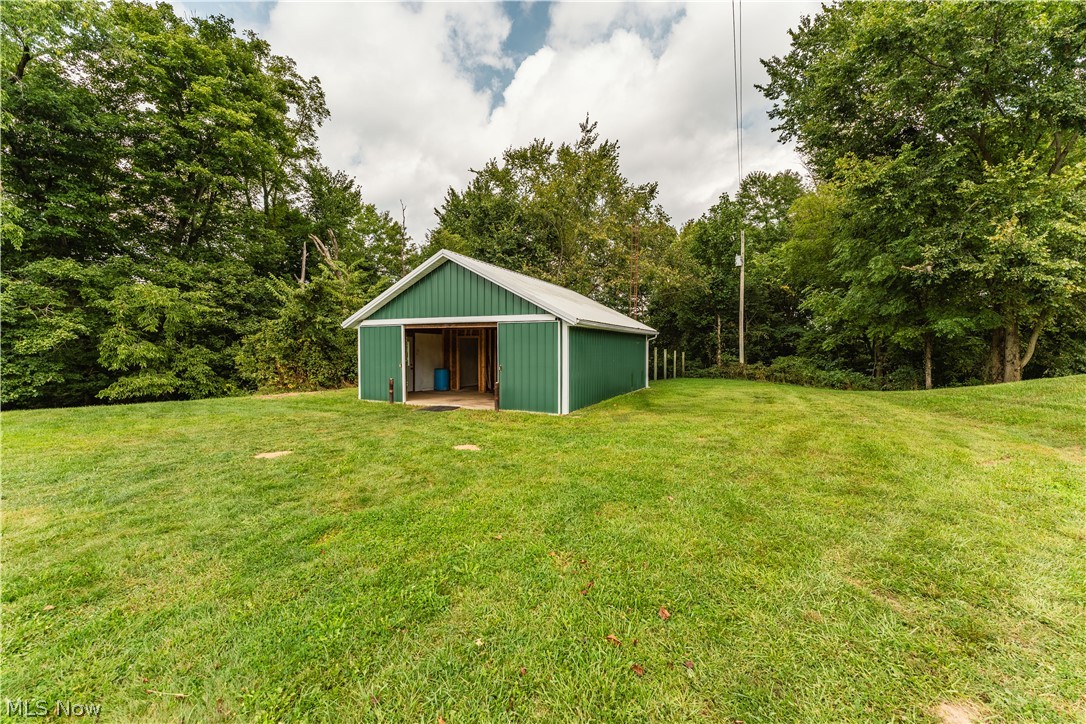 6887 Township Road 310 Millersburg OH 44654