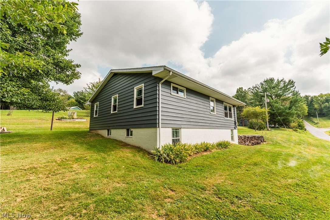 6887 Township Road 310 Millersburg OH 44654