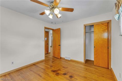 6676 Mackenzie North Olmsted OH 44070