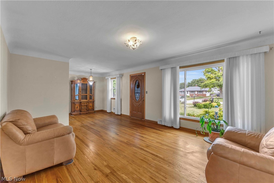 6676 Mackenzie North Olmsted OH 44070