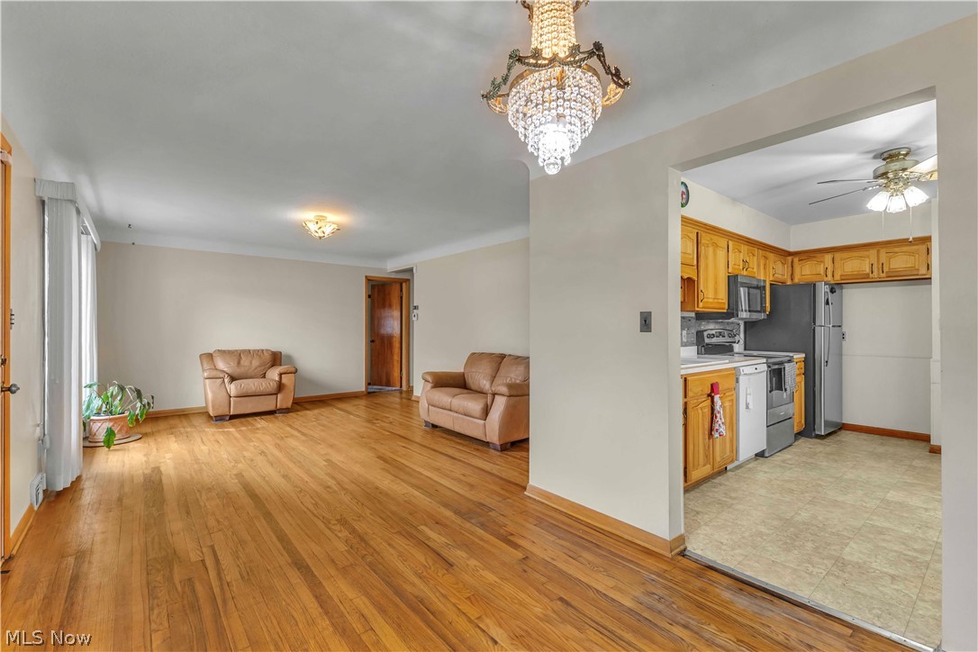 6676 Mackenzie North Olmsted OH 44070