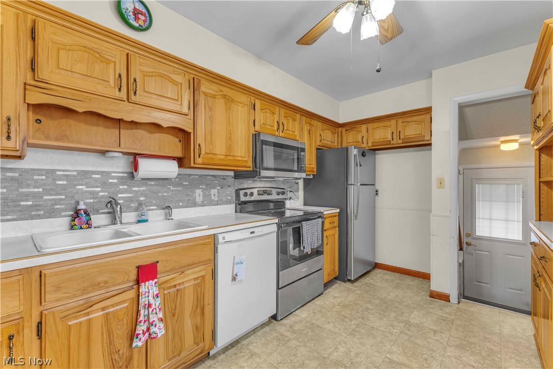 6676 Mackenzie North Olmsted OH 44070