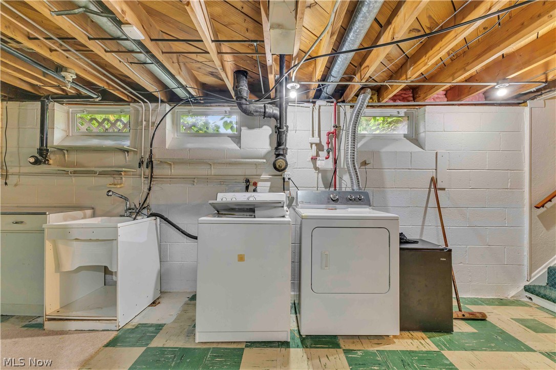 6676 Mackenzie North Olmsted OH 44070