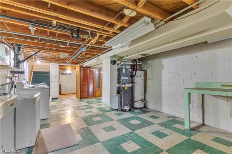 6676 Mackenzie North Olmsted OH 44070