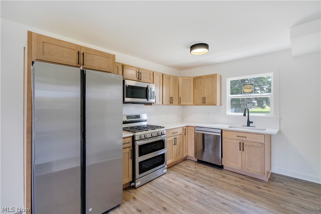 202 Morrison Street Struthers OH 44471