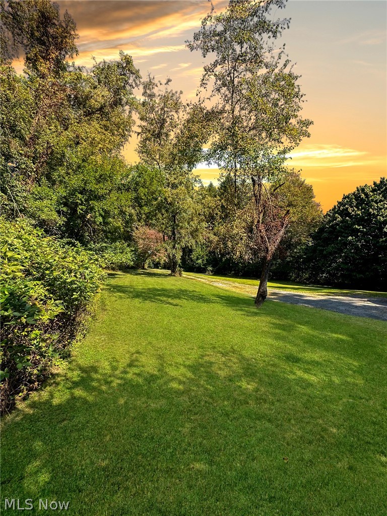 186 Bennett Boulevard Wintersville OH 43953
