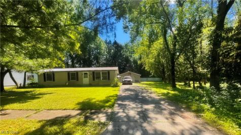 7300 Cliff Drive Ravenna OH 44266