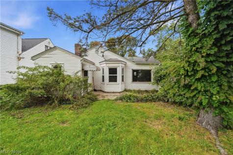 155 Hawk Avenue Akron OH 44312