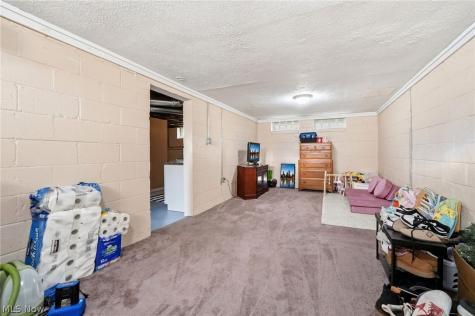 29963 Phillips Avenue Wickliffe OH 44092