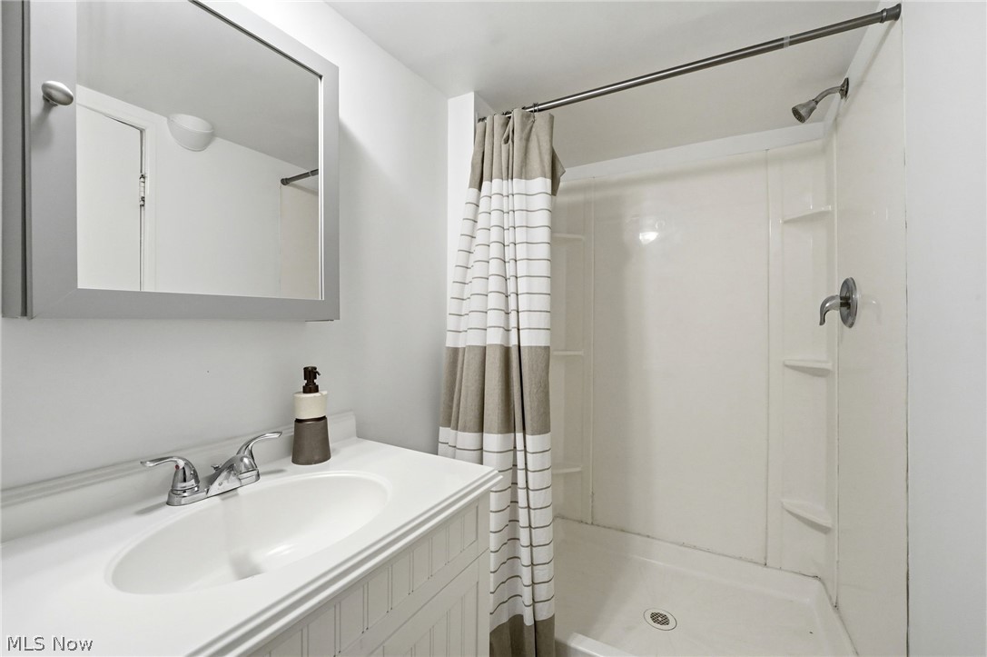 29963 Phillips Avenue Wickliffe OH 44092