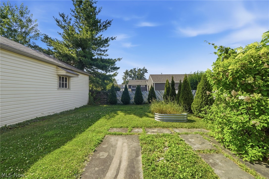 29963 Phillips Avenue Wickliffe OH 44092