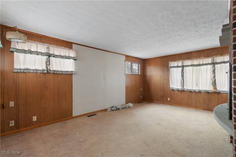 353 Southeast Avenue Tallmadge OH 44278