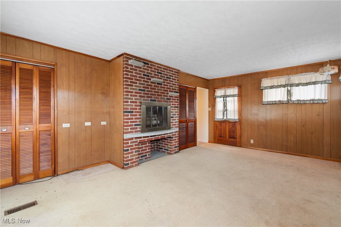 353 Southeast Avenue Tallmadge OH 44278