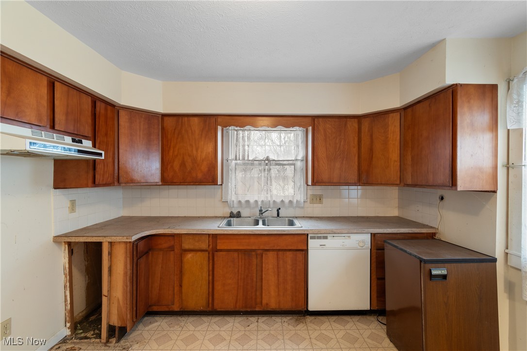 353 Southeast Avenue Tallmadge OH 44278