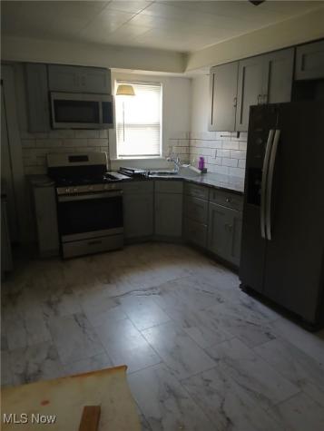3520 E 140th Street Cleveland OH 44120