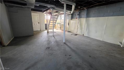 2487 Chestnut Street Steubenville OH 43952