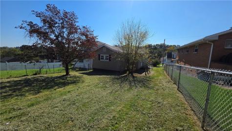 2487 Chestnut Street Steubenville OH 43952
